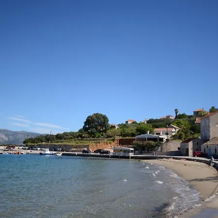 Loredana Apartament Lumbarda